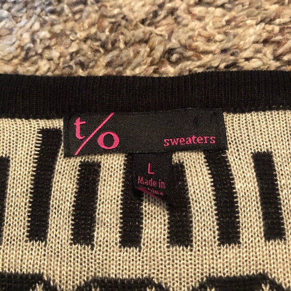 🍁🍂 Tribal Print Sweater Dress - Picture 3 of 6